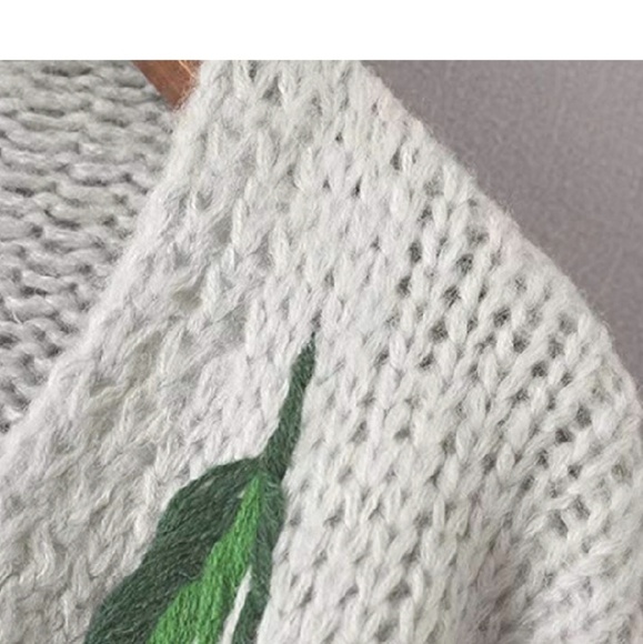 Trombley Floral Embroidered Oversized Cardigan - Picture 6 of 8